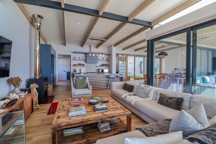 4 Bedroom Property for Sale in Whale Rock Hill Western Cape